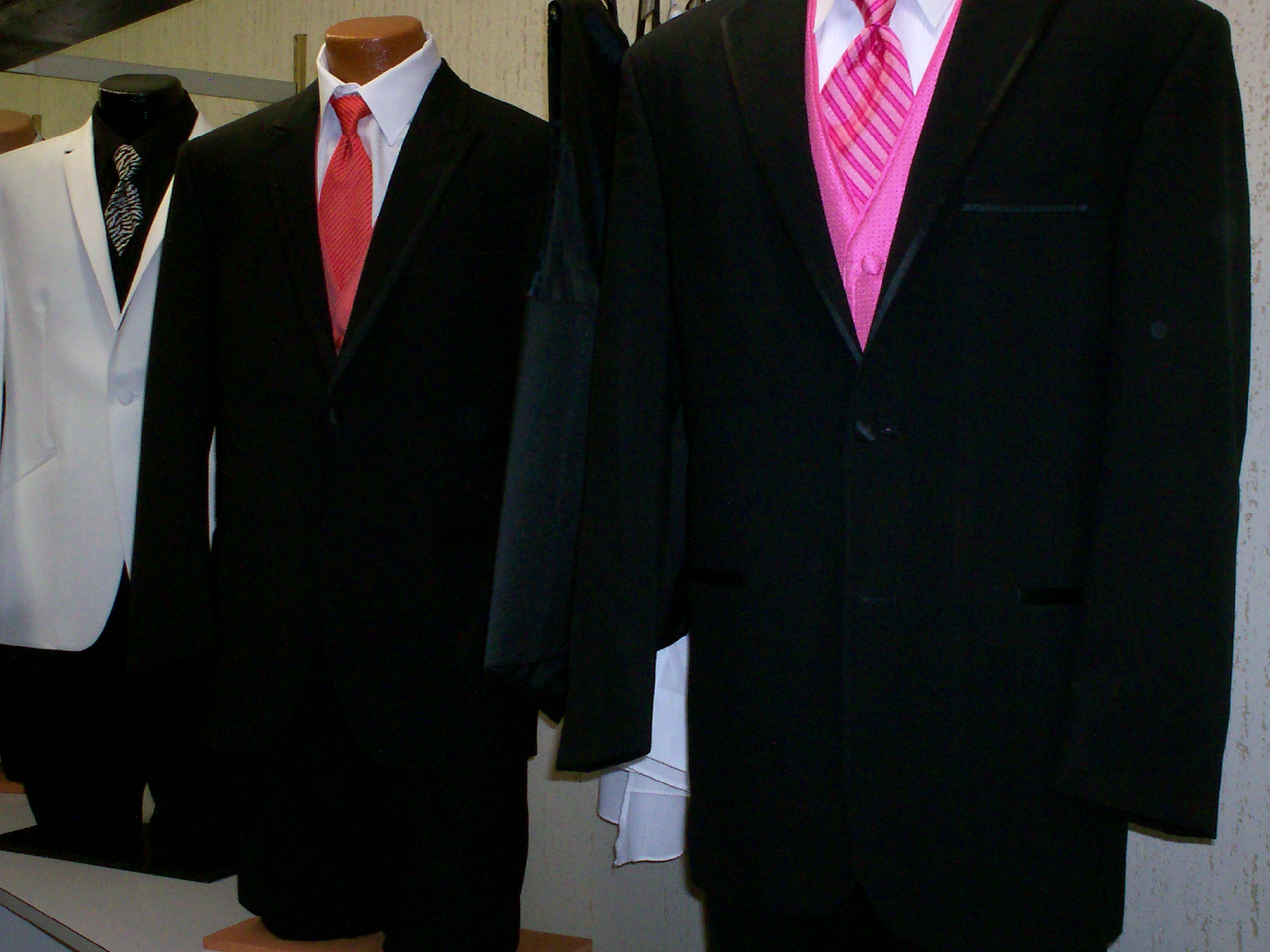 tuxline.jpg